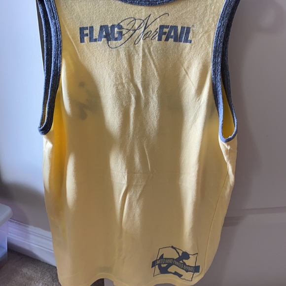 Flag nor Fail Men’s/unisex tank in size medium. Yellow/gray - Picture 3 of 3